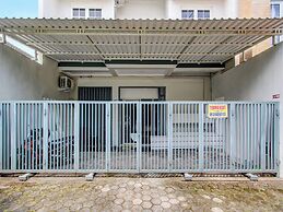 OYO 92479 Pasadena House