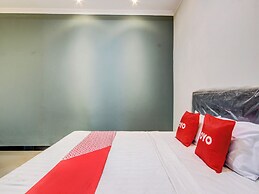 OYO 92479 Pasadena House