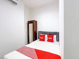 OYO 92479 Pasadena House