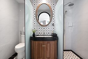 Pavillon Boutique Hotel & Apartment Nha Trang