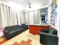 Goroomgo Planet 9 Puri