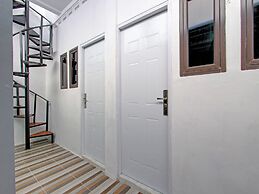 SPOT ON 92490 Casa Homestay Syariah