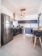 Beach Haven 3BR Apt by Sea N' Rent