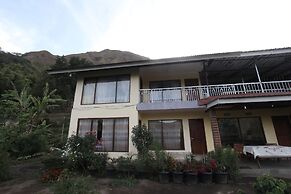 OYO 91744 Hotel GemilangNearPuncak Pusuk Sembalun