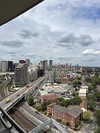 Delightfully Spacious Bright 2bedroom