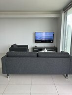 Delightfully Spacious Bright 2bedroom