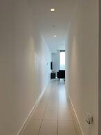 Delightfully Spacious Bright 2bedroom