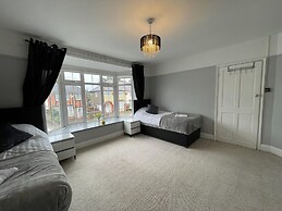 Luxurious Kitchen Lrg Bedrooms Holiday Freeparking