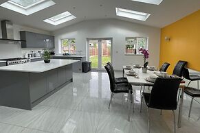 Luxurious Kitchen Lrg Bedrooms Holiday Freeparking