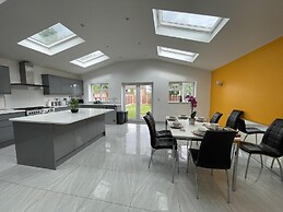 Luxurious Kitchen Lrg Bedrooms Holiday Freeparking