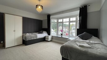 Luxurious Kitchen Lrg Bedrooms Holiday Freeparking