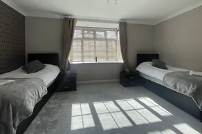 Luxurious Kitchen Lrg Bedrooms Holiday Freeparking