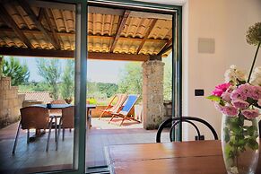 Residence con piscina a Guardistallo