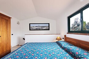 Residence con piscina a Guardistallo