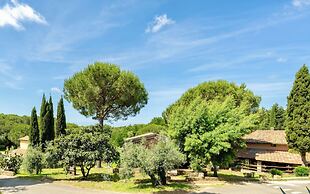 Residence con piscina a Guardistallo