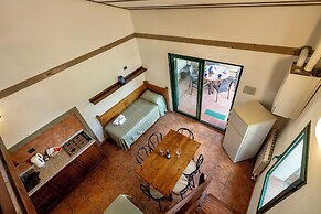 Residence con piscina a Guardistallo