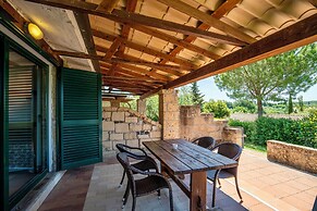 Residence con piscina a Guardistallo