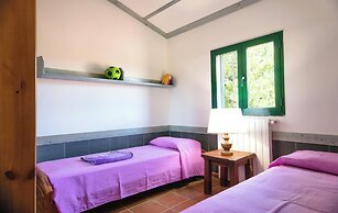 Residence con piscina a Guardistallo