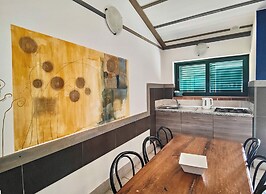 Residence con piscina a Guardistallo