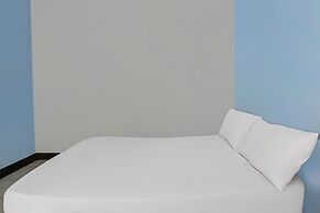 SPOT ON 92507 Sukandi Homestay Near The Semeton Homestay