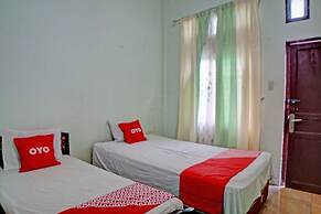 SPOT ON 91966 Onasis Syariah Inn