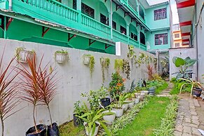 SPOT ON 91966 Onasis Syariah Inn