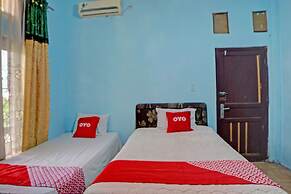 SPOT ON 91966 Onasis Syariah Inn