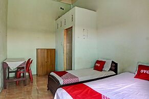 SPOT ON 91966 Onasis Syariah Inn