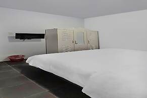 SPOT ON 92236 Kediri Family Homestay