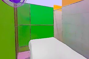 SPOT ON 92236 Kediri Family Homestay