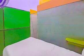 SPOT ON 92236 Kediri Family Homestay