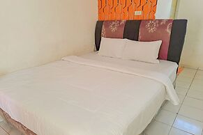 OYO 92520 Safira Guest House Danau Ranau