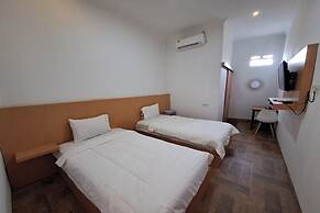 OYO 92520 Safira Guest House Danau Ranau