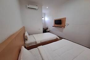 OYO 92520 Safira Guest House Danau Ranau