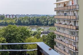Warsaw Apartment With a View by Renters