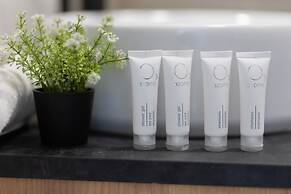 Warsaw Apartment With a View by Renters