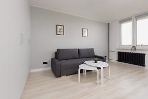 Warsaw Apartment With a View by Renters