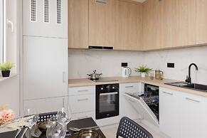 Warsaw Apartment With a View by Renters