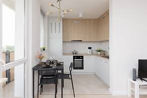 Warsaw Apartment With a View by Renters