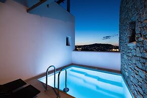 Hosting Moments Private Pool Holiday Home