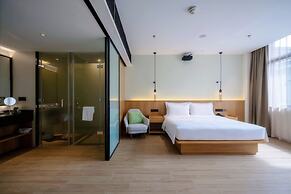 Holiday Inn Wuyi Mountain Water Village by IHG