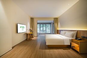 Holiday Inn Wuyi Mountain Water Village by IHG
