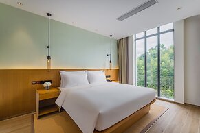 Holiday Inn Wuyi Mountain Water Village by IHG