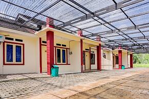 SPOT ON 92523 Homestay Pasir Padi Permai Syariah