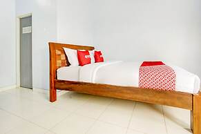 OYO Life 3982 Azka Homestay Syariah