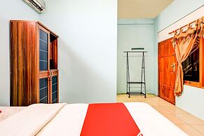 OYO 90051 Guest House Parangtritis