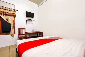 OYO 90051 Guest House Parangtritis