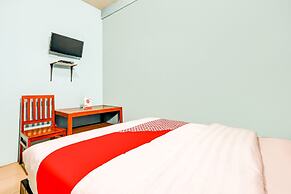 OYO 90051 Guest House Parangtritis