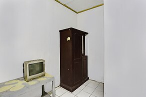 SPOT ON 92529 Penginapan Wisma Bintang Syariah Near MTs Al Ma'arif Kot