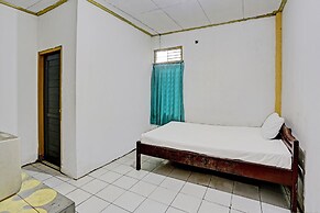 SPOT ON 92529 Penginapan Wisma Bintang Syariah Near MTs Al Ma'arif Kot